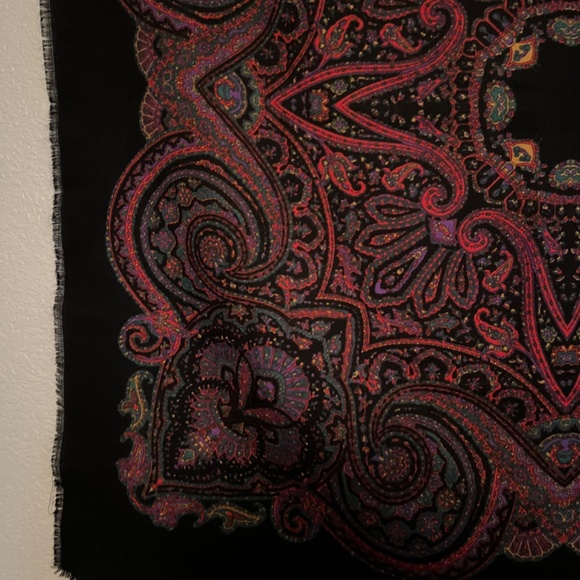 100% polyester scarf made in Italy - Picture 6 of 8